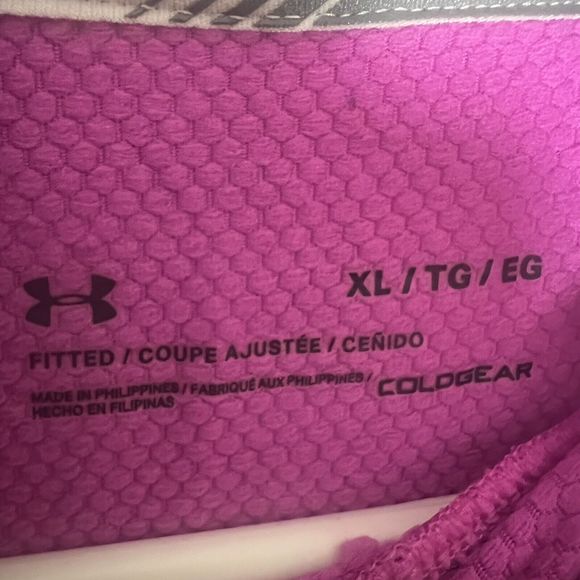Under Armour Womens XL Pink Long Sleeve Funnel Neck Fitted Running Reflective‎ - Picture 2 of 8